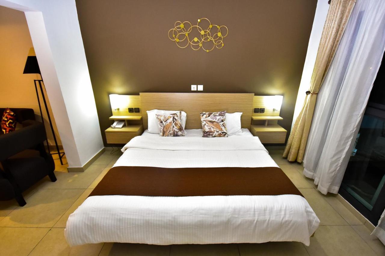 Robert'S Hotel Абиджан Экстерьер фото