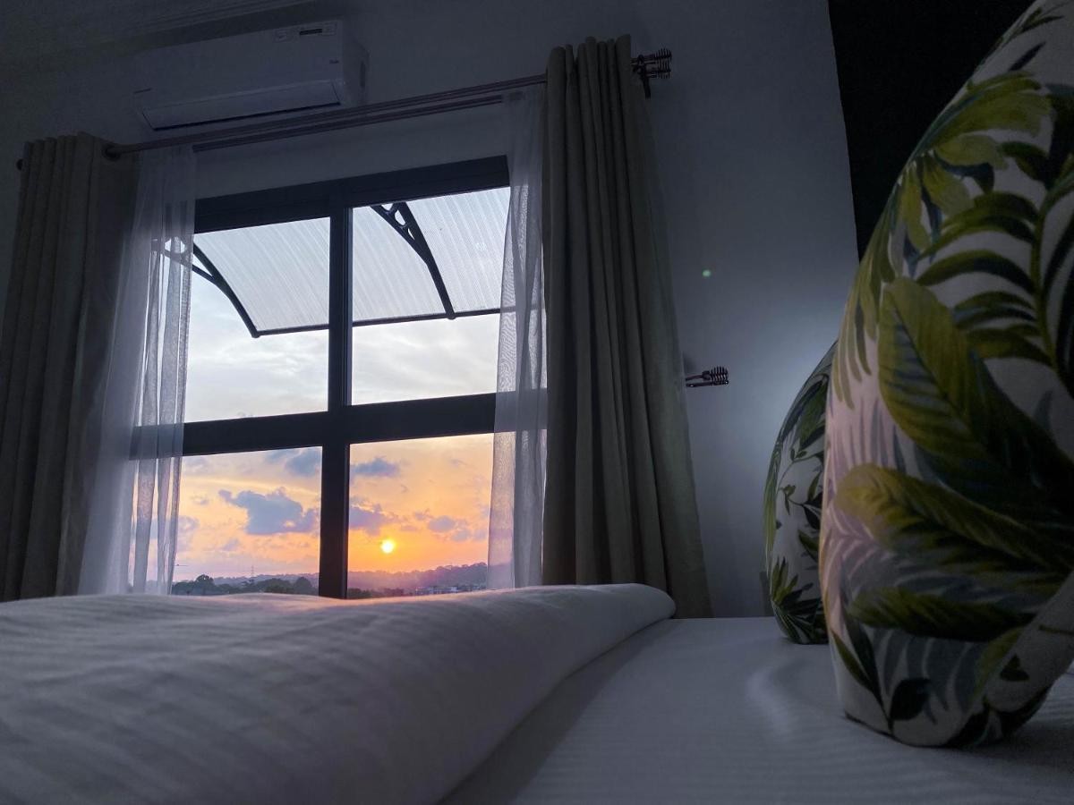 Robert'S Hotel Абиджан Экстерьер фото
