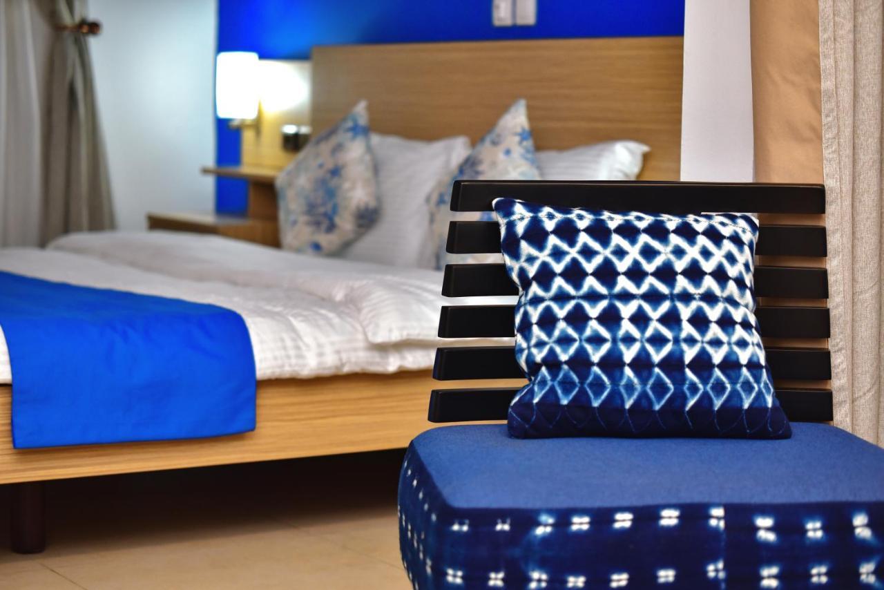 Robert'S Hotel Абиджан Экстерьер фото